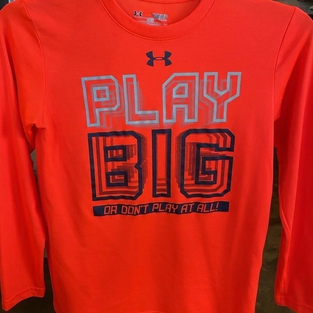 Under Armour boys long sleeve heat gear ☀️